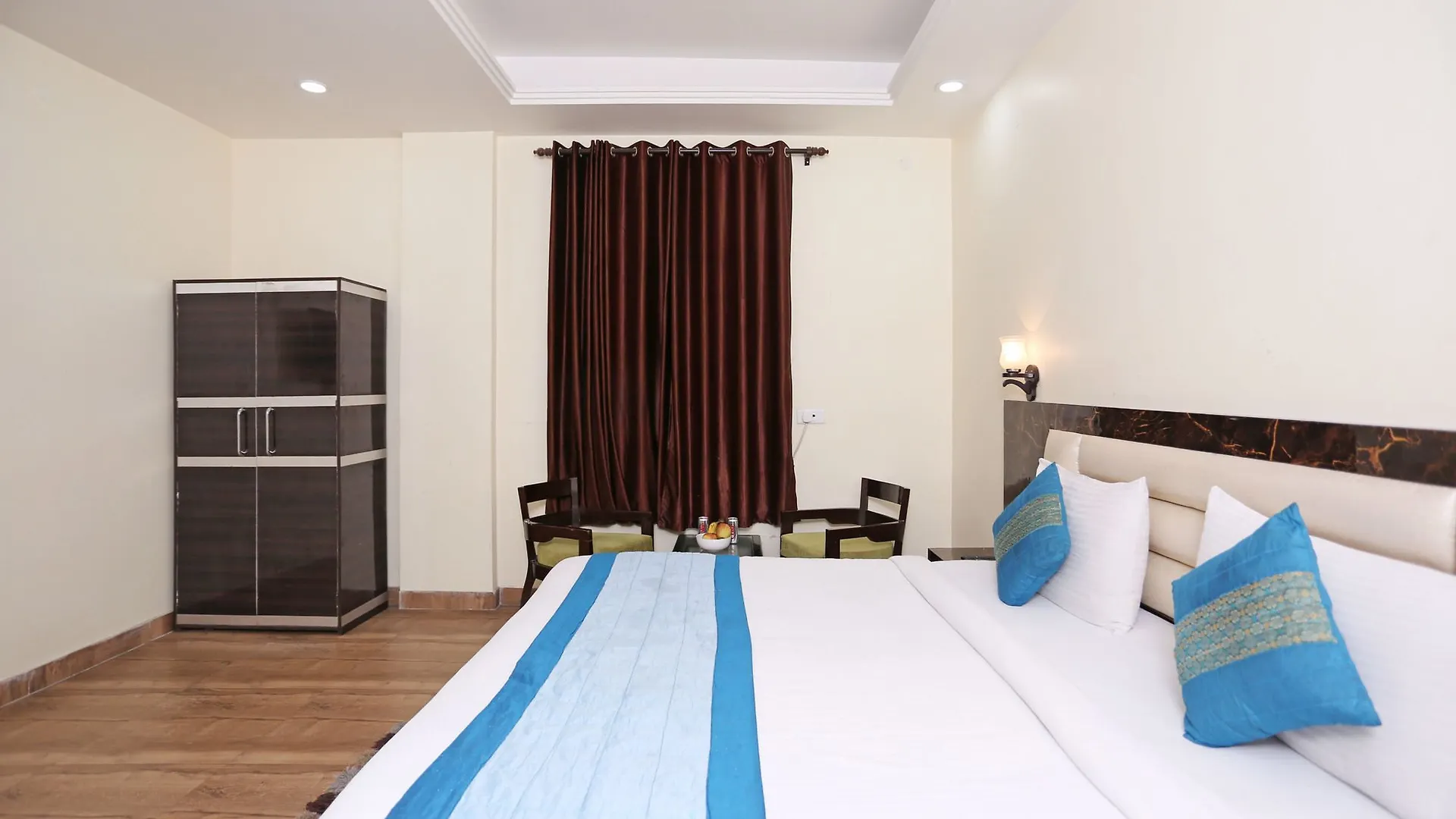 Hotel Aerodrome Palace New Delhi 3*,  India