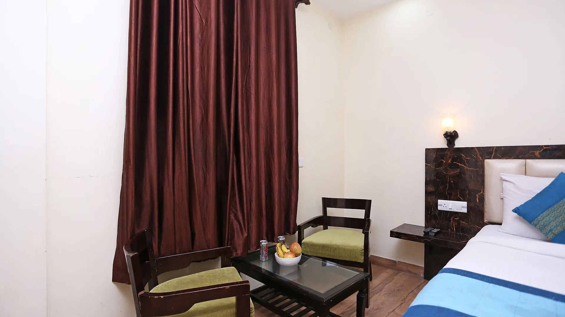 Hotel Aerodrome Palace New Delhi
