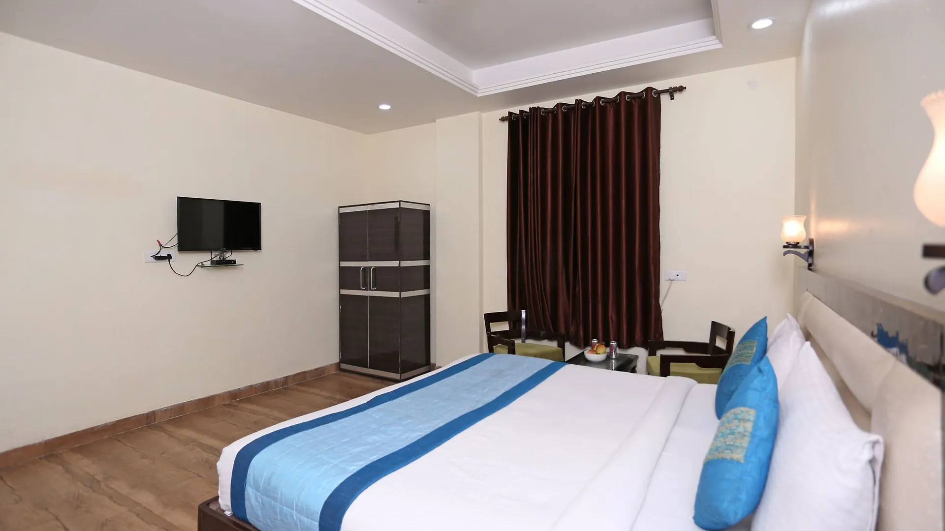 Hotel Aerodrome Palace New Delhi